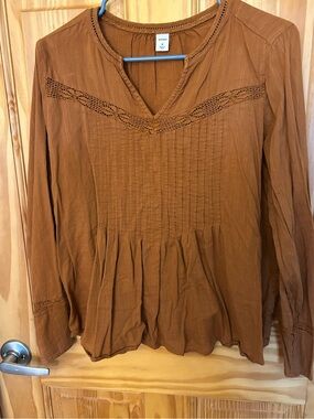 Old Navy Pintuck Blouse in Rust